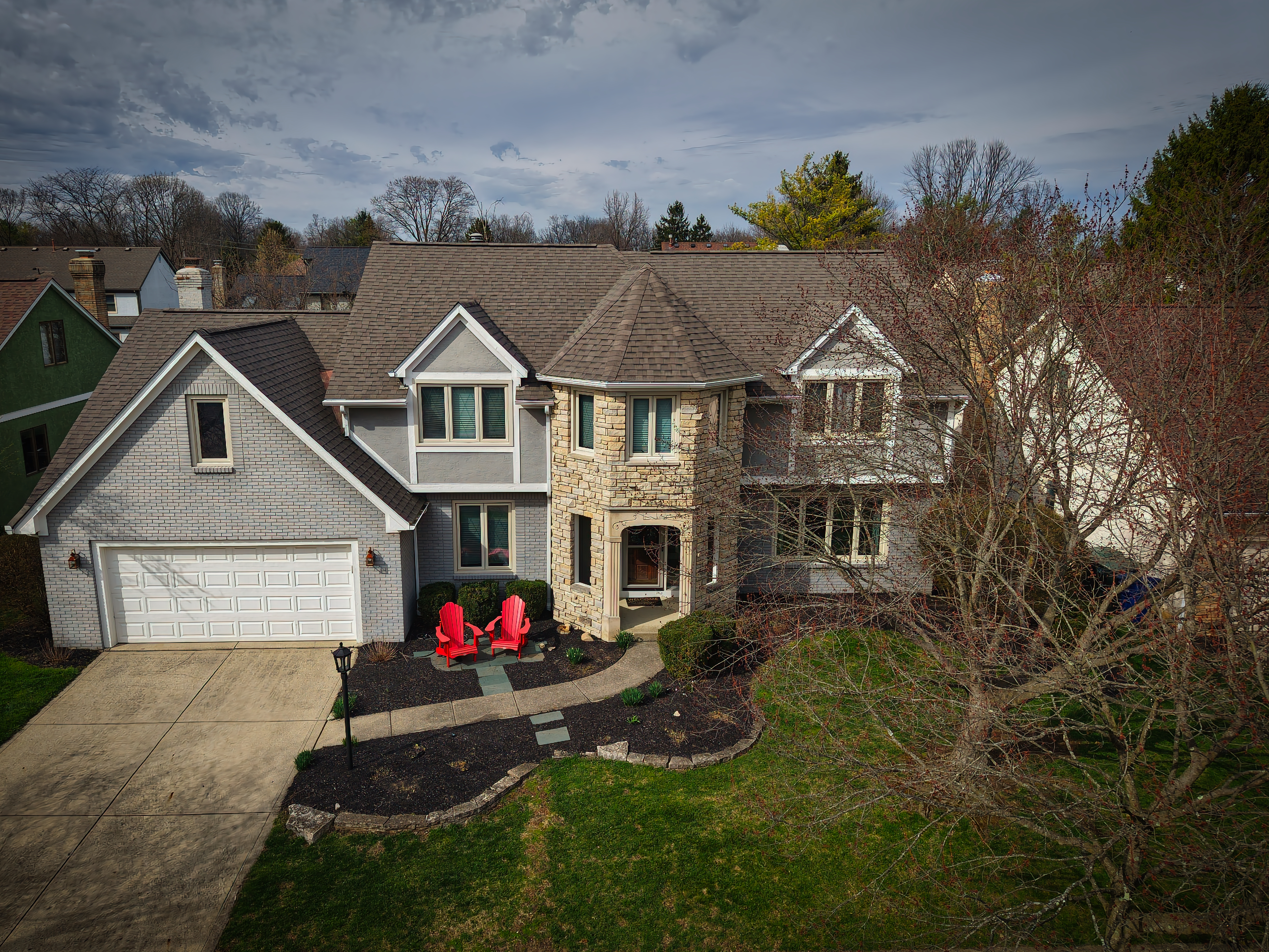 High-resolution luxury home aerial view in central Ohio